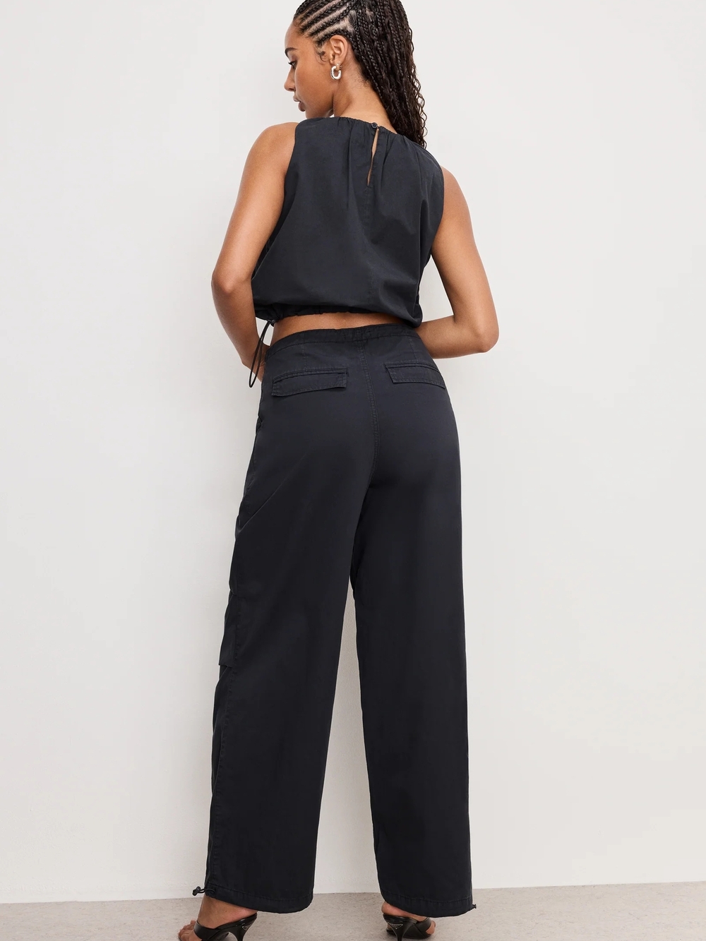 GOOD AMERICAN Black Twill Parachute Pants Women's Drawstring Hem - Picture 3 of 9